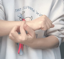 老是手麻怎麼辦？三穴位助緩解麻木與無力