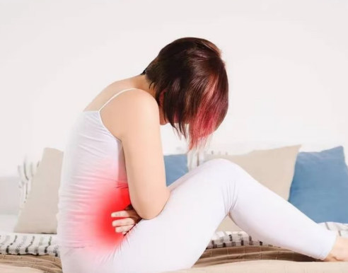 五成女性都可能被尿道炎纏上！尿道炎不復發的九個飲食撇步