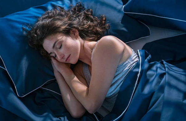 八招助你一覺到天亮！教你改善睡眠