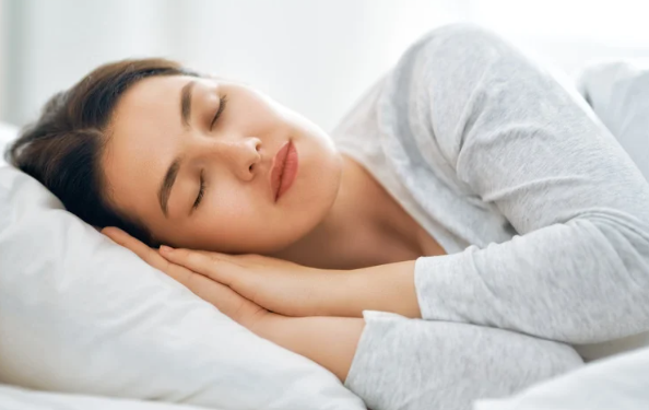 想瘦身？先睡好覺！睡眠與減肥的秘密